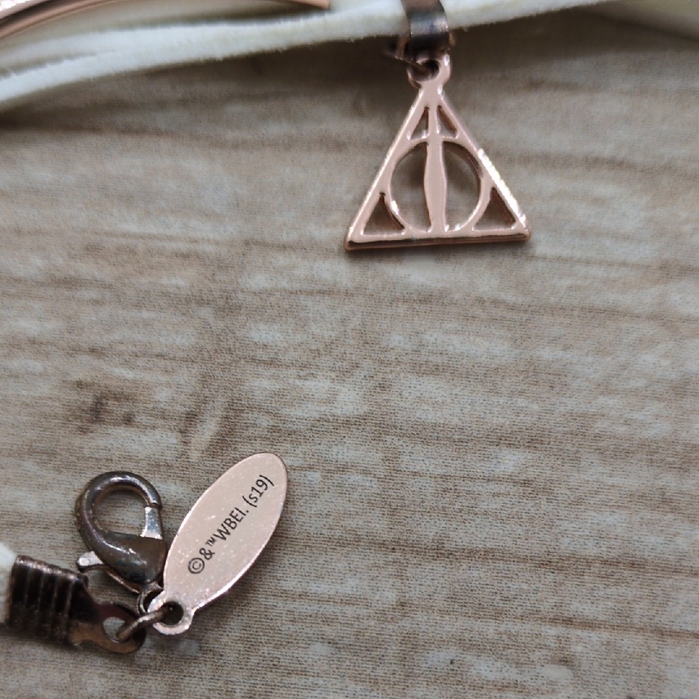 Harry Potter Deadly Hollowes. White and Rose Gold Bracelet with Triangle Charm - Picture 2 of 4